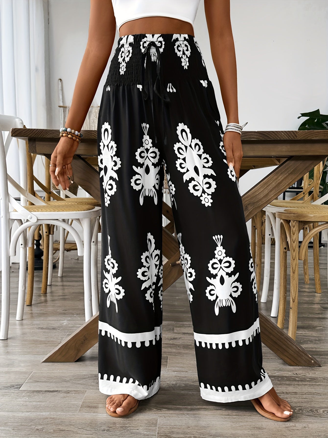 Lisa™ | Chic Floral Wide-Leg Pants