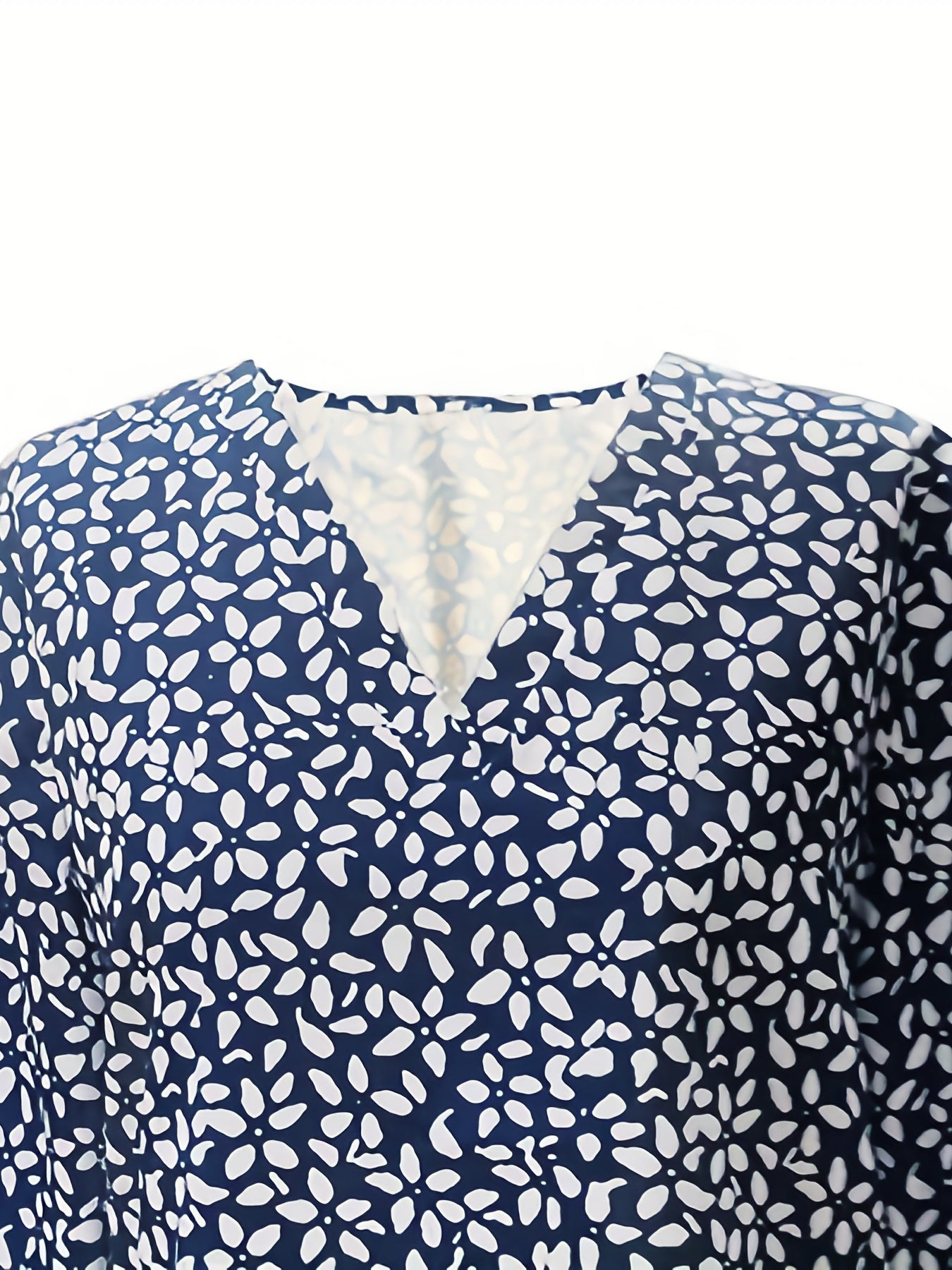 Paloma™ | Floral V-Neck Top